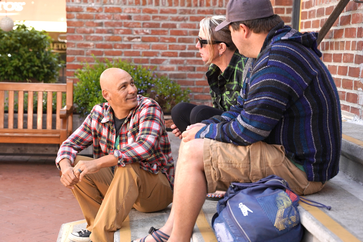 A Band of Brothers and Sisters: Groups Help Veterans Connect